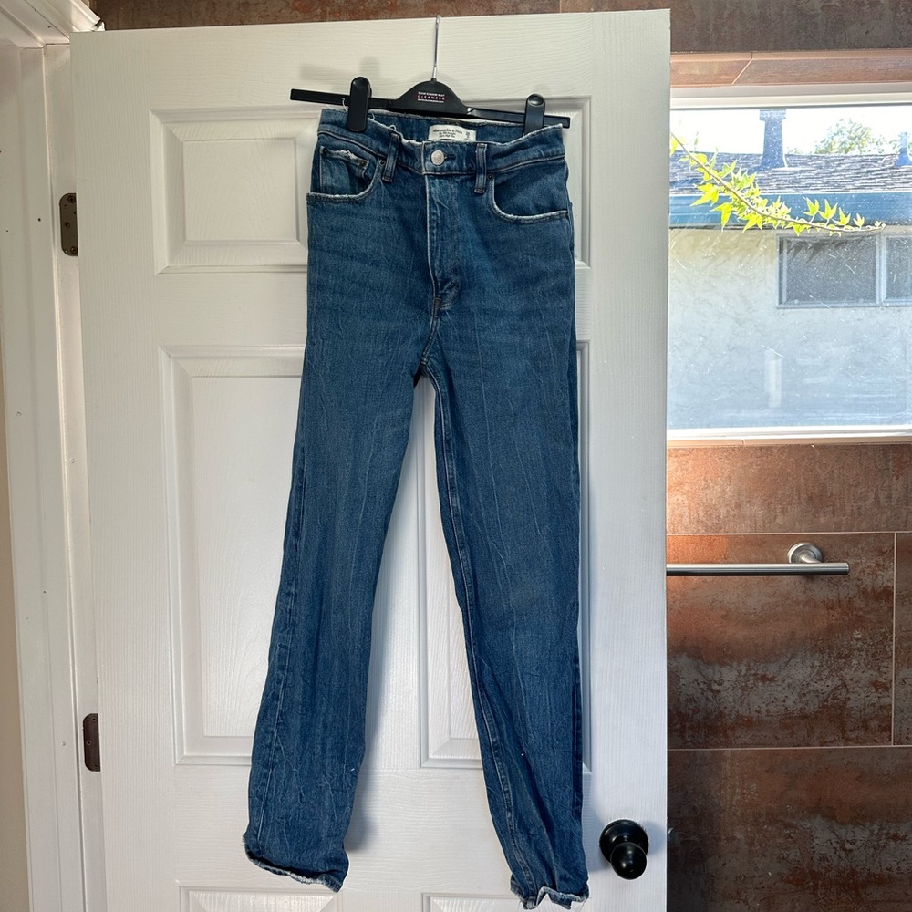 Abercrombie & Fitch Women's Straight Leg Jeans - Blue